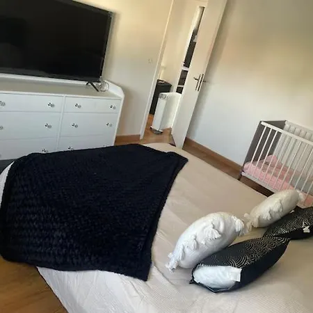Prázdninový dům Superbe Maison Entiere Ronchin